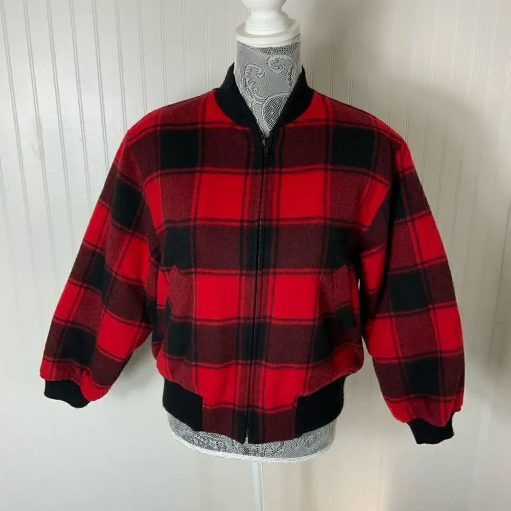 Women’s Vintage 90’s wool blend plaid coat